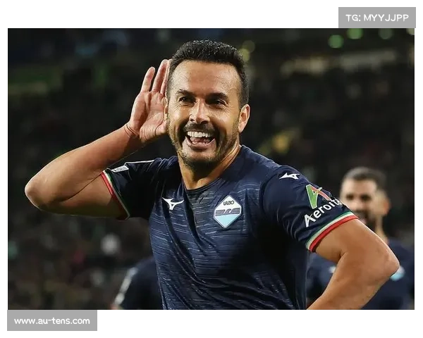 拉齐奥老将佩德罗因伤下场泪洒赛场，初步排除骨折可能